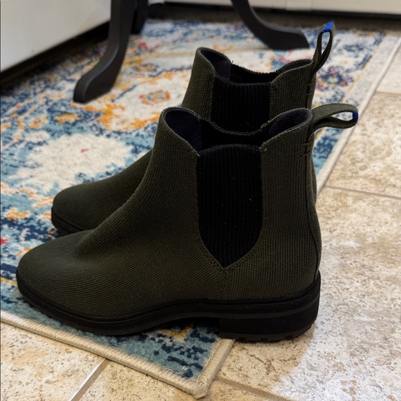 Rothy's Olive Green Knit The Lug Boots Sz 7 - Picture 4 of 9